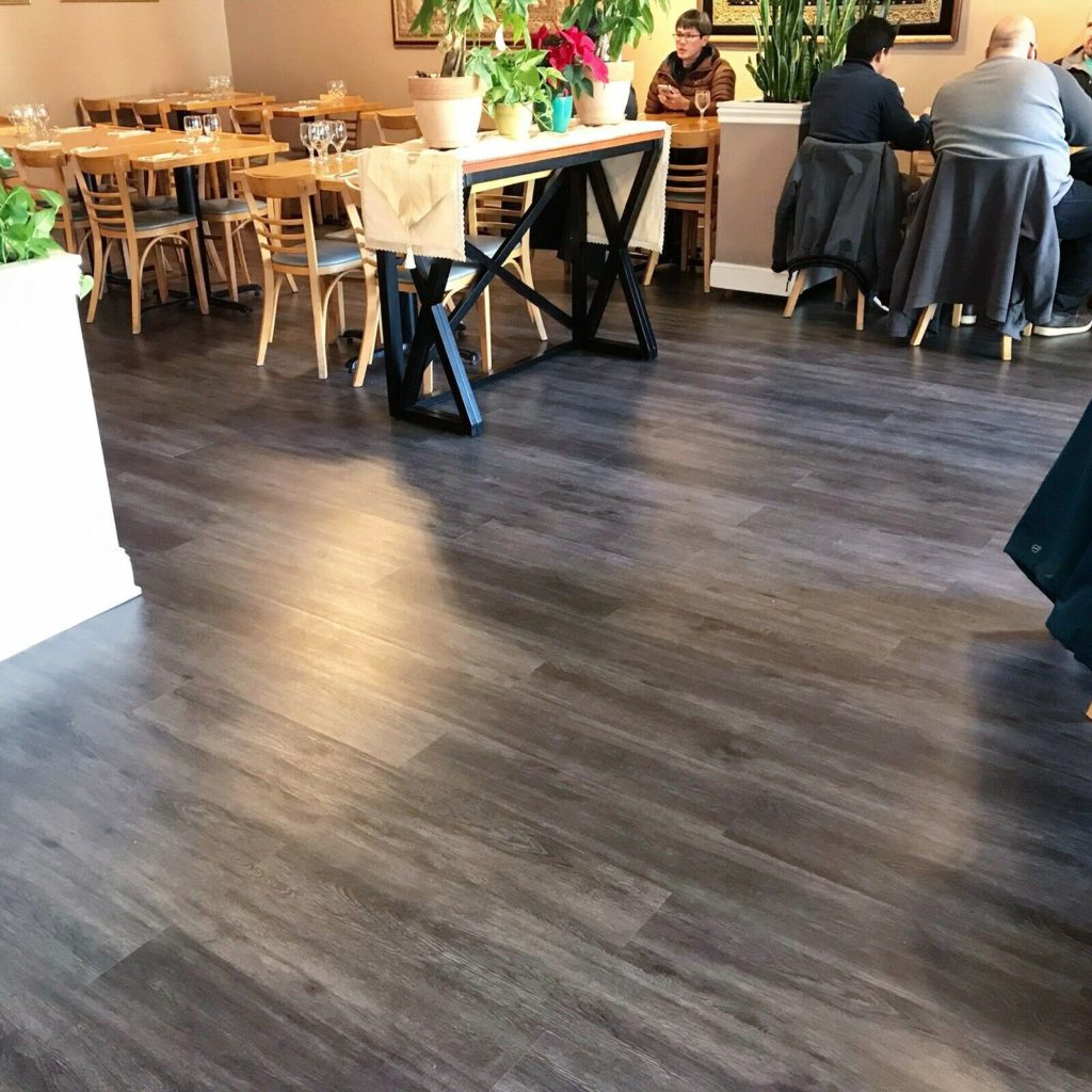 VINYL PLANK
